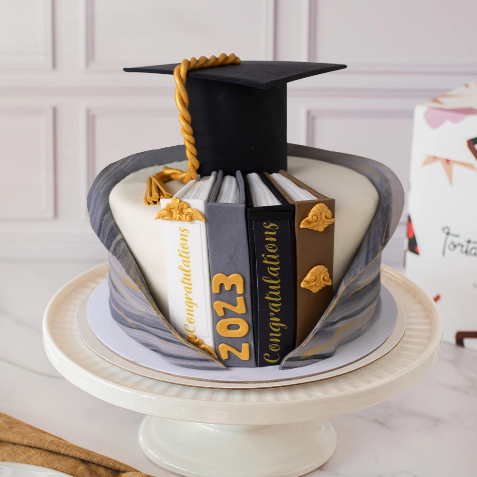 [020020020010318] TORTA GRADUACION ELITE (VAINILLA)